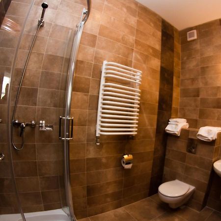 Trzy Korony Boutique Hotel&Spa Piwne Puławy Dış mekan fotoğraf